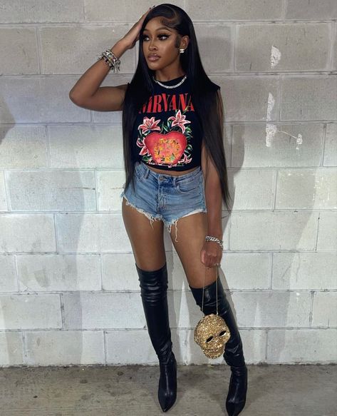 Rap Concert Outfit Ideas Black Women, Rap Concert Outfit Black Woman, Boots And Shorts Outfit Black Women, Black Women Concert Outfit Ideas, Rod Wave Concert Outfit, Rnb Concert Outfit Ideas, Concert Outfit Ideas Black Women, Concert Outfits Black Women, R B Concert Outfit