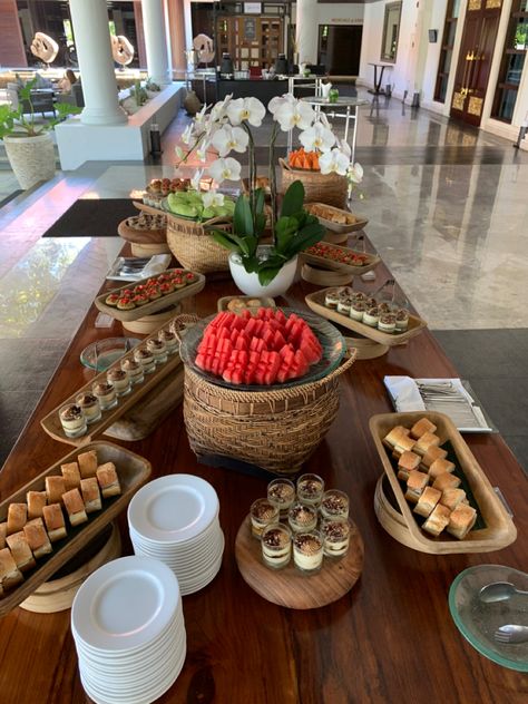 Tea Break Teabreak Decor, Food Display Table, Display Table, Tea Break, Table Set Up, Food Display, Morning Tea, Mini Foods, Tea Set