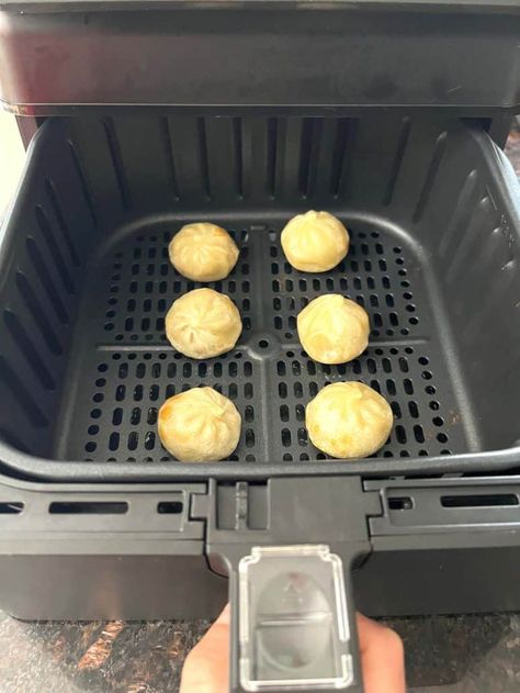 Air Fryer Pork Dumplings, Dumplings In Air Fryer, Air Fryer Dumplings, Frozen Potstickers, Frozen Pierogies, Air Fryer Recipes Appetizers, Freezing Leftovers, Cream Cheese Wontons, Cheese Wontons