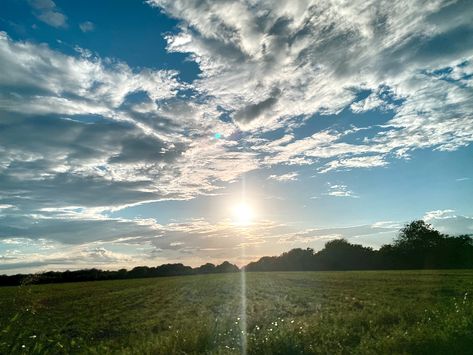 photography|photo|photos|sun|sunlight|field|sky|blue sky|clouds|landscape Sunlight Photography, Clouds Landscape, Blue Sky Clouds, Sky Clouds, Sky And Clouds, Photography Photos, Sky Blue, Landscape Photography, Blue Sky