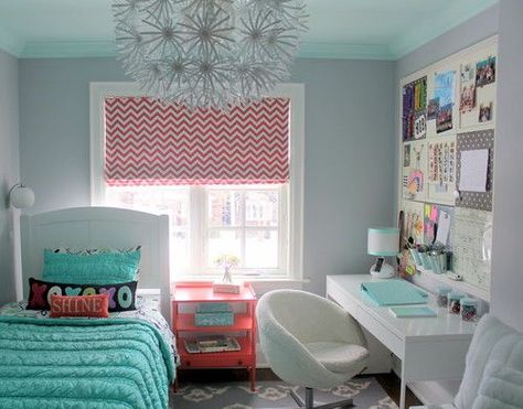 Great ideas for your teen! Small Teen Bedroom, Twins Bedroom, Teen Bedroom Designs, Desk And Chair, Teen Girl Bedroom, Girl Bedroom Designs, Teenage Bedroom