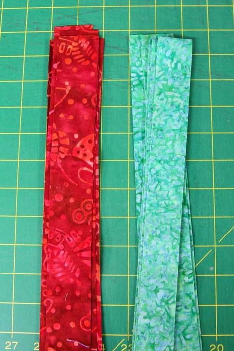 5 steps for adding a pop of color with a flange in the binding Quilt Binding Tutorial, Binding Tutorial, Quilt Border, Quilt Binding, Beginner Sewing Projects Easy, Quilting Techniques, Patch Quilt, Quilting Tips, Sewing Projects For Beginners