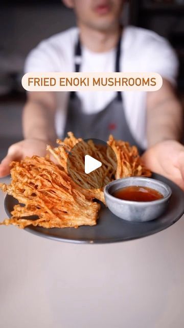 Food52 on Instagram: "Fried! Enoki! Mushrooms! Do we really need to say anything else? Follow along as @jun.and.tonic walks us through his crunchy and crispy recipe, then head to the link in bio to try for yourself. #f52community" Mushroom Enoki Recipes, Enochi Mushrooms Recipe, Crispy Enoki Mushrooms, Enoki Mushroom Recipes, Fried Enoki Mushroom, Crispy Mushrooms Recipe, Enoki Mushroom Recipe, Enoki Mushrooms, Crispy Recipes