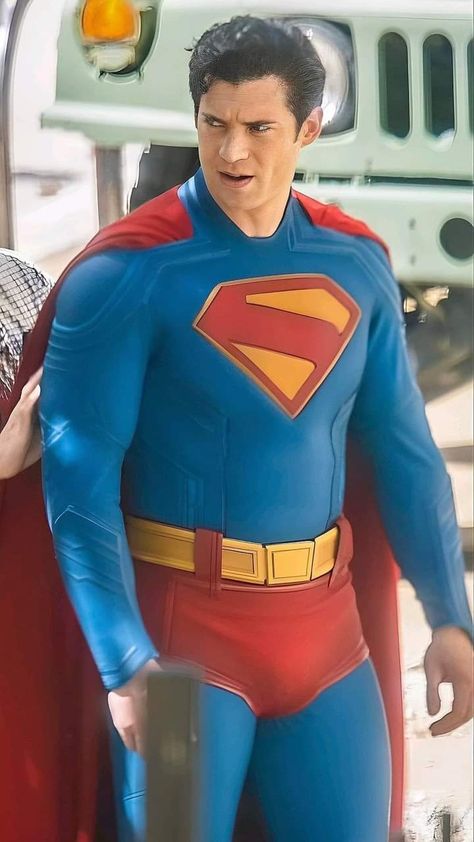 David Corenswet Superman, Superman Actors, Superman Suit, Superman Henry Cavill, Superman Costumes, Superman Movies, Superman Art, Fastest Man, Dc Comics Superheroes