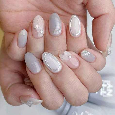 Aesthetic Korean Nails, White Korean Nails, Short Nail Designs Gel, Svt Nails, Japanese Gel Nails, Milky Nails, Asian Nails, Hello Nails, Simple Gel Nails