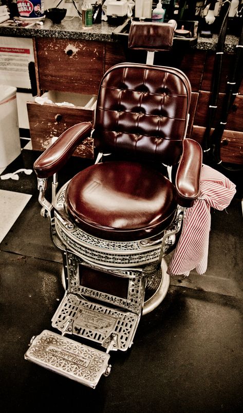 Hubby has always wanted a chair just like this....I have to say old barber chairs are awesome. Barbershop Chair, Barber Chairs, Straight Razor Shaving, Vintage Barber, Barber Tools, Art Of Manliness, Its A Mans World, Close Shave, Moustaches