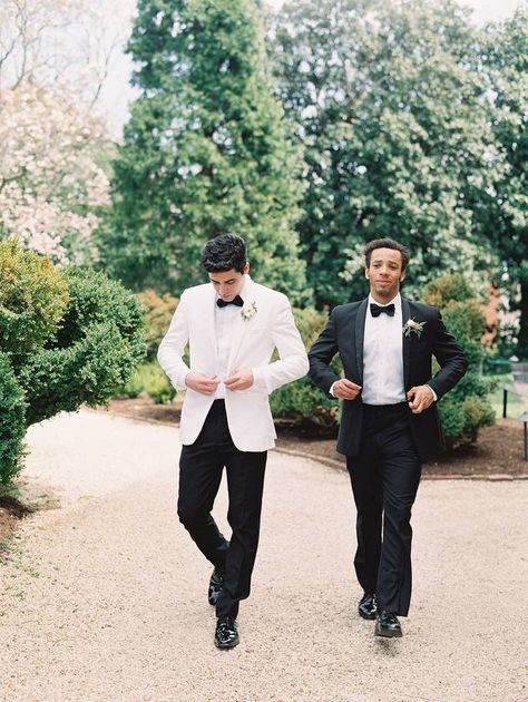 12 Formal and Black Tie Wedding Ideas for Grooms - white tuxedo jacket {Generation Tux} Groom White Tuxedo Jacket, Groom In White Jacket, White Suit Jacket Groom, Groom White Tuxedo, Tuxes Wedding, White Tux Wedding, Black Tie Wedding Ideas, White Tie Wedding, Black Tie Wedding Attire