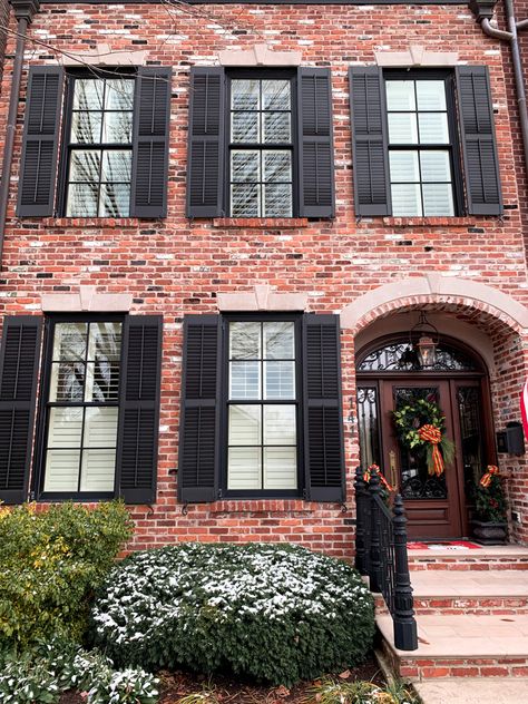 Black Trim On Brick House, Antique Brick House Exterior, Black Windows Brick House, Traditional Red Brick Home Exterior, Brick Houses With Black Windows, Red Brick Black Windows, Brick House Black Windows, Brick House With Black Shutters, Houses With Black Windows