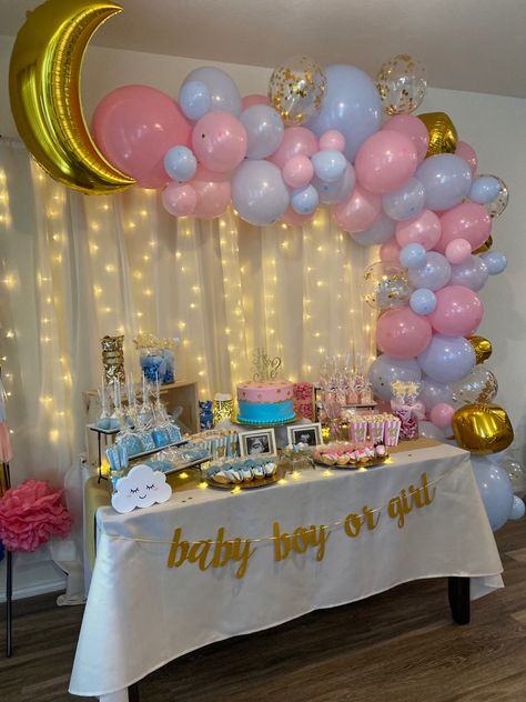 Gender Reveal Main Table Ideas, Gender Reveal Ideas For Table Decoration, Gender Reveal Star Twinkle Twinkle, Gender Reveal Treat Table Ideas, Gender Reveal Table Ideas, Gender Reveal Treats Table, Gender Reveal Ideas Table Decor, Gender Reveal Tables, Gender Reveal Ideas Twinkle Little Star