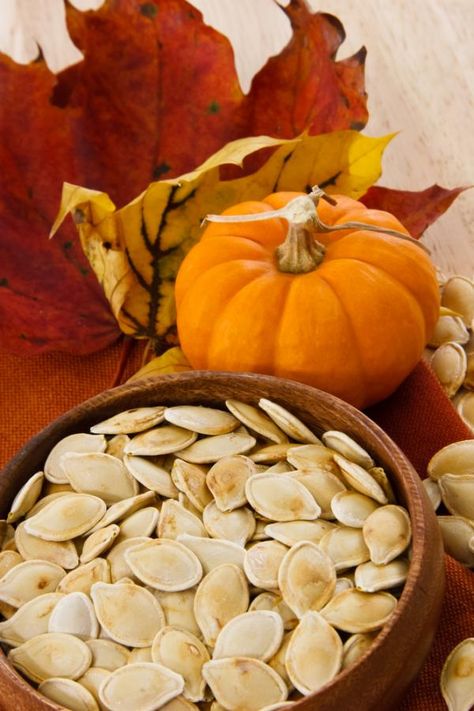 Pumpkin Seed Recipes Roasted, Pumpkin Seeds Benefits, Seeds Benefits, Pumpkin Seed Recipes, Toasted Pumpkin Seeds, Roasted Pumpkin Seeds, Pumpkin Party, Roast Pumpkin, Best Pumpkin