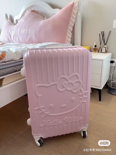 Purple Suitcase, Hello Kitty Suitcase, Pink Suitcase, Hello Kitty Bedroom, Cute Suitcases, Hello Kitty Purse, Cute Luggage, Hello Kitty Accessories, Hello Kitty Art