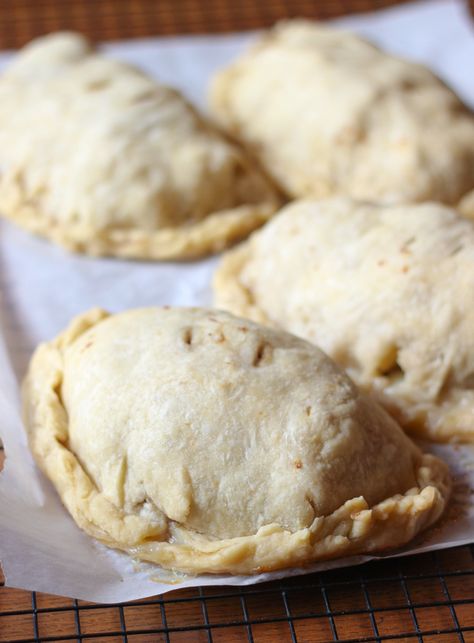 Traditional Yooper Pasties – The Yooper Girl Homemade Pasty Pie, Pasty Recipe Dough, Pastie Dough Recipe, Pasty Recipe Beef, Michigan Pasties Recipes, Pork Pasties, Yooper Pasties, Yooper Pasty, Yooper Pasty Recipe