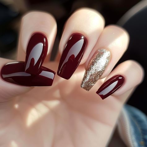 November Nails Burgundy, Thanksgiving Nails Burgundy, Maroon Nails Halloween, Wedding Nails Bridesmaid Maroon, Burgundy Coffin Nail Ideas, Fall Nails Ideas Burgundy, Fall Nails Dark Colors, Burgundy Coffin Acrylic Nails, Wine Nails Acrylic