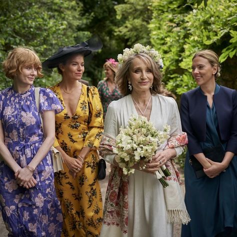 Emily Beecham, Kristin Scott, Kristin Scott Thomas, Scott Thomas, British Movies, Tv Series To Watch, Mother Wedding, Wedding Movies, Sienna Miller