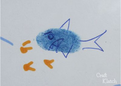 Shark Handprint, Shark Artwork, Artwork For Kids, Shark Craft, Shark Painting, Blue Pen, Marker Paper, Memory Crafts, Ocean Crafts