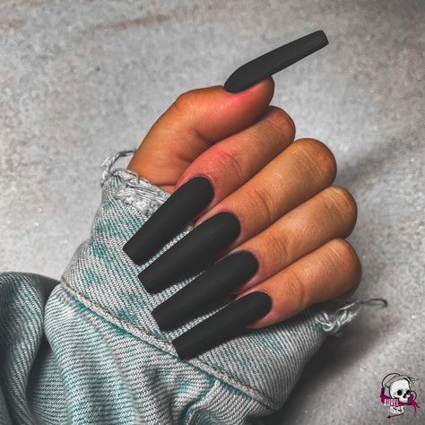 #nails #longnails #matte #black #simple #blacknails #ballerina #coffin Matte Black Ballerina Nails, Matte Black Coffin Acrylic Nails, Matte Black Acrylic Nails, Ballerina Coffin, Sweet Nails, Acrylic Gel Nails, Matte Black Nails, Black Acrylic Nails, White Line Art