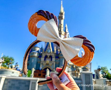 Churro Mickey Ears, Ac Outfits, Disney Attire, Disney Merch, Disney Trip Planning, Disney Snacks, Disney Food Blog, Disney Ears, Minnie Ears