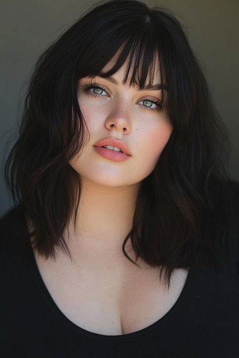 Plus Size Hairstyles Bangs, Full Face Haircuts Round, Long Bob Plus Size Women, Chubby Round Face Haircut, Bob Cut With Bangs Round Face, Plus Size Bangs Hair, Chubby Hairstyle, Plus Size Face Claim, Bangs With Glasses Round Face