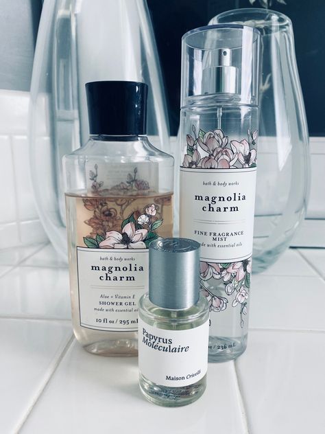 Floral Scent Aesthetic, Layering Body Mist And Perfume, Magnolia Bliss Perfume, Woody Scent Perfume, Magnolia Charm Bath And Body Works, Smell Good All Day, Skin Vitamins, Layering Combos, Hair And Skin Vitamins