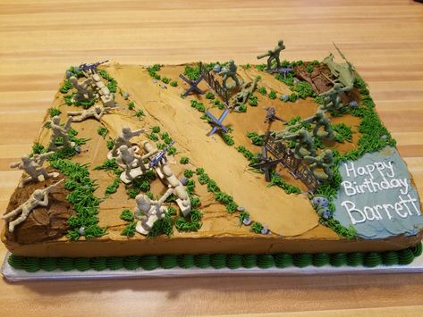 Army Man Cake, Army Themed Birthday, Cake For Kids, Army Cake, Army Birthday Parties, Army's Birthday, Green Army Men, Army Man, Man Cake