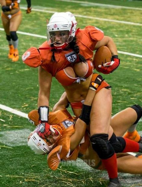 Girls Playing Football, Ladies Football League, Nfl Wives, Lingerie Football, Girls Football, Legends Football, Vikings Football, Women’s Soccer, Girls Soccer