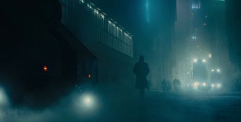 Blade Runner 1982, Rick Deckard, Wallpaper Unique, Cinematography Lighting, Movie Color Palette, Film Blade Runner, Denis Villeneuve, Blade Runner 2049, Nocturnal Animals