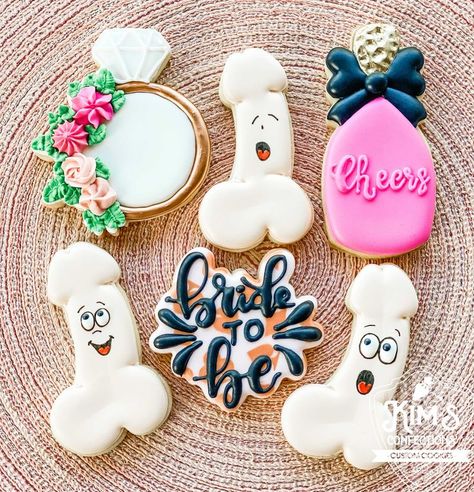 Bachelor Party Cookies, Bachelorette Party Cookies, Royal Icing Decorated Cookies, Hen Night Ideas, Bachelorette Cookies, Bridal Cookies, Brides Cake, Party Cookies, Sugar Cookie Royal Icing