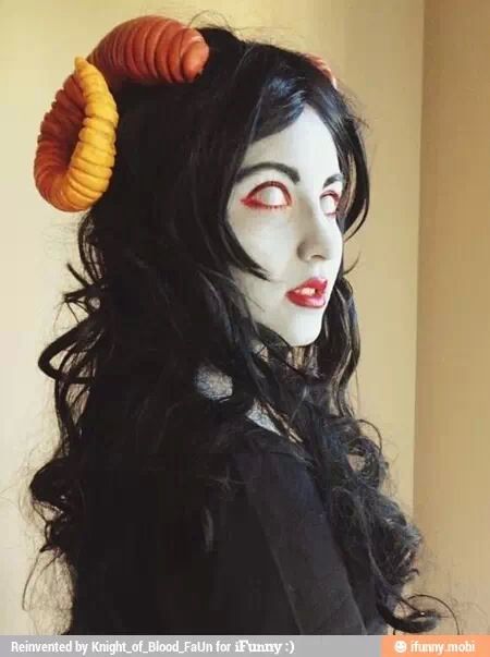 Aradia cosplayer Aradia Cosplay, Aradia Megido Cosplay, Homestuck Cosplay, New Halloween Costumes, Homestuck Trolls, Homestuck Characters, Epic Cosplay, Cosplay Tips, Cosplay Tutorial