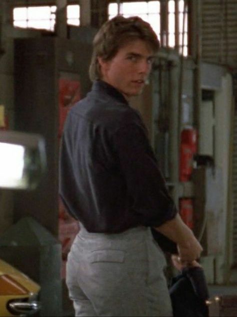 Tom Cruise Meme, Tom Cruise Hot, The Outsiders Cast, 80s Actors, Tom Cruise Movies, 80s Men, Tommy Boy, Hottest Guy Ever, Hot Actors