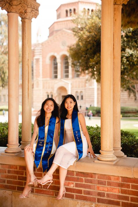 Uncg Grad Pics, Ucla Graduation Pictures, Powell Library, Graduations Ideas, Ucla Graduation, Sac State, Photo Theme, Incandescently Happy, College Grad Photos