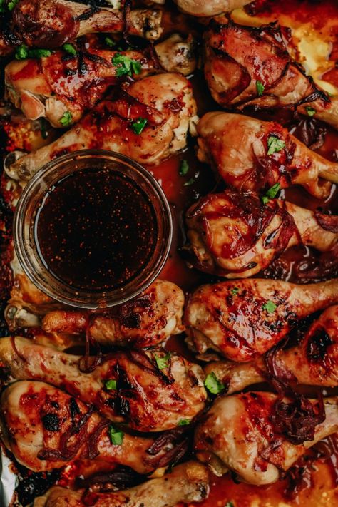 Fig Sauce For Chicken, Fig Jam Chicken Recipes, Fig Glaze, Fig Balsamic Vinegar Recipes, Balsamic Fig Chicken, Chicken And Figs Recipe, Fig Balsamic Pork Tenderloin, Fig Glazed Chicken, Balsamic Fig Glazed Chicken