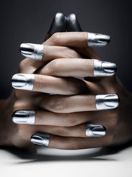 Silver.                                                                                                                                                      More Silver Linings, Futuristic Fashion, Manicure Y Pedicure, Makeup Nails, Fun Nails, A Black, Hair And Nails, Body Art, Metallica