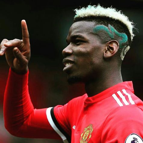 Paul Pogba Pogba Hair, Paul Pogba Haircut, Paul Pogba Juventus, Paul Labile Pogba, Soccer Players Haircuts, Football Hairstyles, Manchester United Football Club, Paul Pogba, Men Hair Color