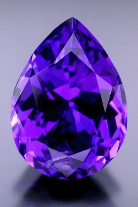 #Tanzanite #Diamond #Science #Tanzania #Africa Purple Diamond, Pretty Rocks, Violet Color, Purple Love, Tanzanite Gemstone, Pretty Purple, All Things Purple, Minerals And Gemstones, Rare Gemstones