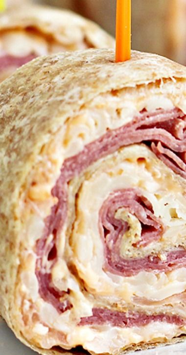 Reuben Tortilla Pinwheels Rueben Roll Ups, Rueben Pinwheels, Reuben Pinwheel Appetizers, Ruben Wraps, Ruben Pinwheels, Reuben Pinwheels, Roll Ups Tortilla Pinwheels, Pinwheels Recipes, Pinwheels Appetizers