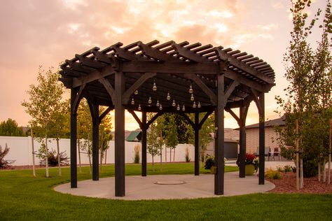 Round Pergola, Pergola Cost, Retractable Pergola Canopy, Diy Pergola Kits, Timber Pergola, Steel Pergola, Backyard Shade, Cheap Pergola, Retractable Pergola