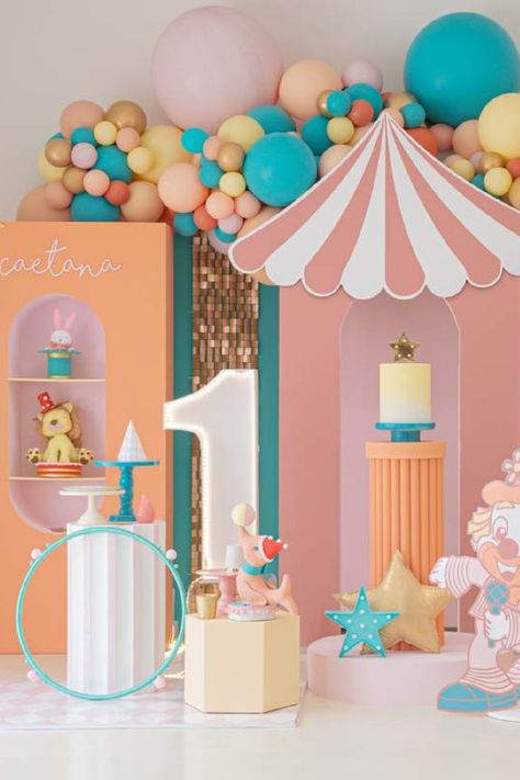 Check out this cute circus-themed 1st birthday party! The dessert table is so much fun! See more party ideas and share yours at CatchMyParty.com 1st Birthday Foods, Circus 1st Birthdays, Circus Decorations, 1st Birthday Party For Girls, Boys 1st Birthday Party Ideas, Circus Theme Party, Party Themes For Boys, 1st Birthday Party Themes, Circus Birthday Party