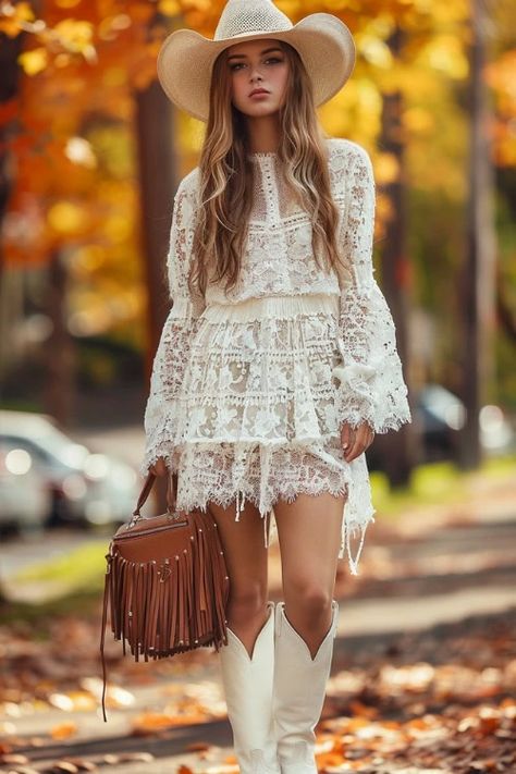 Country Dressy Outfits, Cowgirl Boots And Dress Outfit, White Cowgirl Boots Outfit, Cowgirl Dresses With Boots, Vestidos Country, White Lace Dress Short, Fedora Fashion, White Cowgirl Boots, Dresses Western