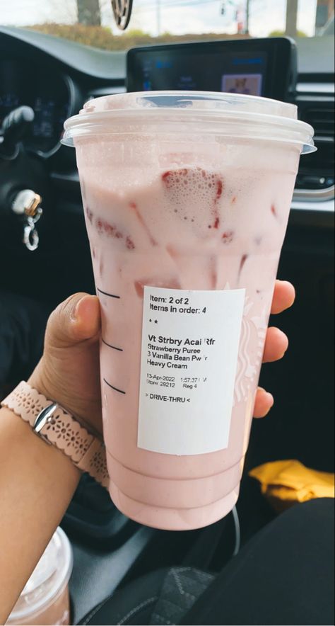 Pink Drink With Heavy Cream, Strawberry Açaí Refresher, Starbucks Drinks Refreshers, Starbucks Strawberry Acai Refresher, Starbucks Tea, Strawberry Acai Refresher, Starbucks Cake, Starbucks Strawberry, Passion Tea