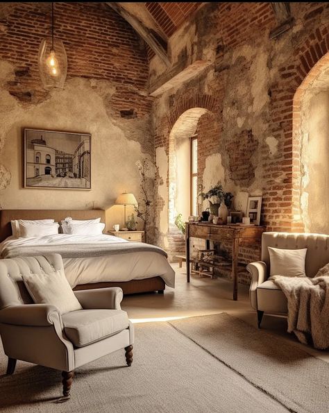 Brick Bedroom, Brick Interior, Light Brick, Casa Country, Ivy House, Italian Home, Brick Walls, Dreamy Bedrooms, Rustic Bedroom