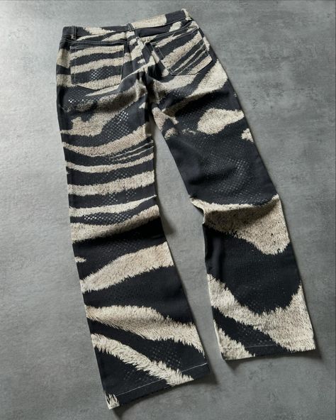 SS2000 Roberto Cavalli Zebra Relaxed Pants 🥋 Available now on www.dolcevitahub.com | Link in bio Zebra Print Aesthetic, Zebra Print Clothes, Masc Fits, Celestial Style, Jean Collection, Relaxed Pants, Relax Pants, Fashion Inspiration Design, Cute Simple Outfits