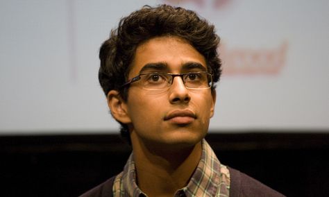 Suraj Sharma, Half Elf, New York Film, Character Inspiration Male, Back Row, Cedric Diggory, Harry James Potter, Photo Edits, Lincoln Center