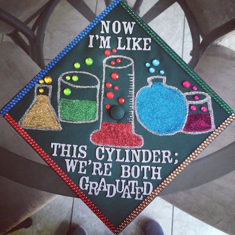 Biology major. Graduation cap decoration. College of science and mathematics. Biology Graduation Cap, Science Graduation Cap, Graduation Cap Designs College, Graduation Cap Ideas, College Grad Cap Ideas, Grad Cap Decorated, Biology Major, Science Classroom Decorations, High School Graduation Cap