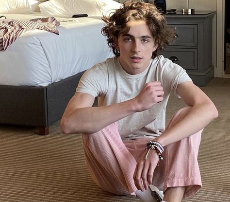 Happy National Boyfriend Day, Timothee Chalamet Aesthetic, National Boyfriend Day, Guys My Age, Boyfriend Day, French Boys, Long Hair On Top, Timmy T, Mia 3