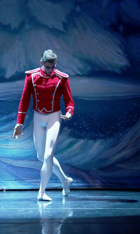 Viktor Shcherbakov as Moscow Ballet's newly awakening Nutcracker Prince Nutcracker Ballet Outfit, Ballet For Adults, Boys Ballet, Nutcracker Ballet Costumes, Nutcracker Prince, Dance Class Outfit, Ballet Inspired Fashion, Ballet Outfit, Nutcracker Costumes