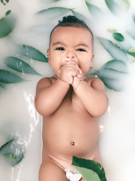 Milk bath baby boy Baby Bath Photoshoot Ideas, Milk Bath Photography Baby, 3 Month Old Baby Pictures, Baby Milk Bath, Milk Bath Photos, Milk Bath Photography, Bath Photography, Boy Bath, 3 Month Old Baby