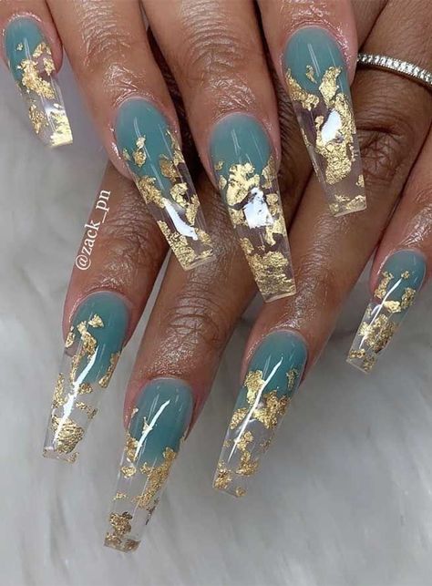 Nail Art With Glitter, Short Nails Almond, Art With Glitter, Coffin Nails Short, Trends Nails, Silver Glitter Nails, Makeup Nails Art, Nail Art Glitter, Nails Trends