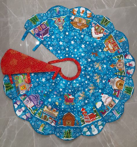 Designs by Juju The North Pole Village Tree Skirt 5x7" 94hrs North Pole Village, Village Tree, Old Fashion Christmas Tree, Designs By Juju, Christmas Crafty, Barn Quilt Designs, Entertaining Decor, Fabric Kit, Beautiful Christmas Trees