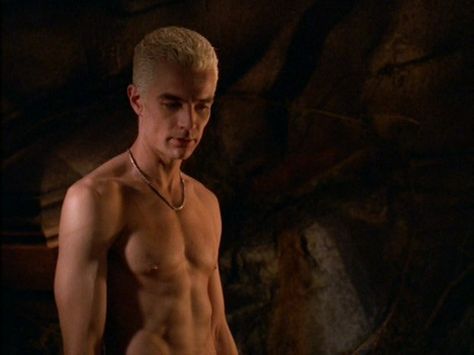 Community Post: 13 Reasons Spike From "Buffy" Is The Best Vampire Ever Spike From Buffy, Spike Buffy The Vampire Slayer, James Marsters Spike, David Boreanaz Angel, Buffy Characters, Spike Buffy, James Marsters, Hot Vampires, Joss Whedon