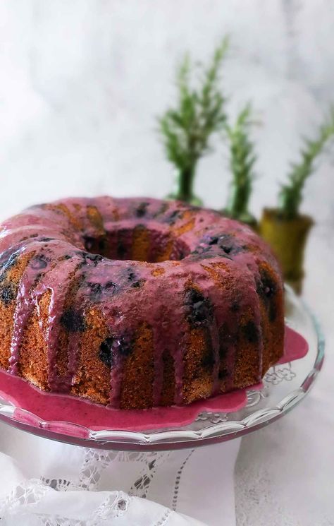 BEST Gluten-Free Blueberry Bundt Cake Cake With Blueberries, Blueberry Bundt, Blueberry Bundt Cake, Low Carb Muffins, Blueberry Juice, Muffin Bread, Best Gluten Free Recipes, Sweet Cravings, Bundt Cakes Recipes